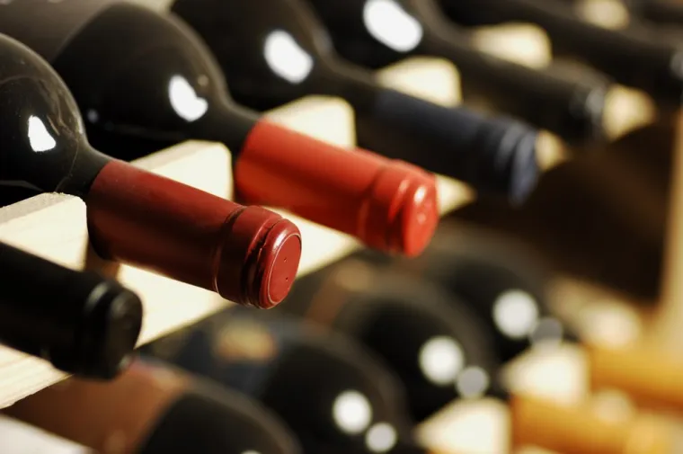 Quels vins choisir pour accompagner un vin d'honneur et un repas de mariage avec entrée, plat et dessert ?, Perpignan, Domaine Rousdellaro